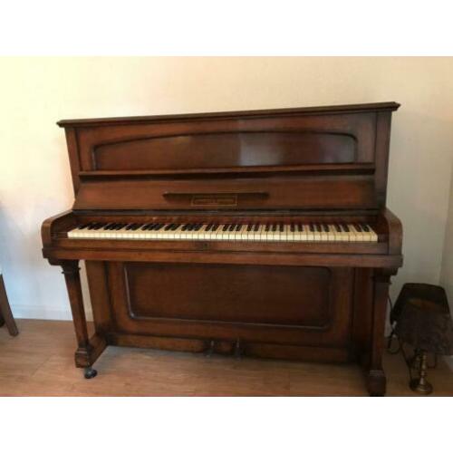 Jarrett & Goudge Piano uit 1940