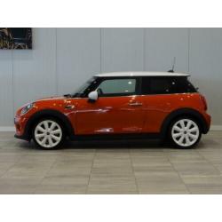 MINI Hatchback Cooper Chili Automaat 3 deurs / Comfort Acces