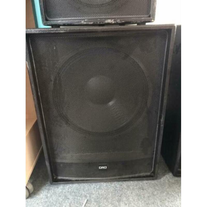 Complete DAD PA set - Speakers incl. Versterker en crossover