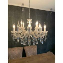 kroonluchter met 18 lampen zeer netjes