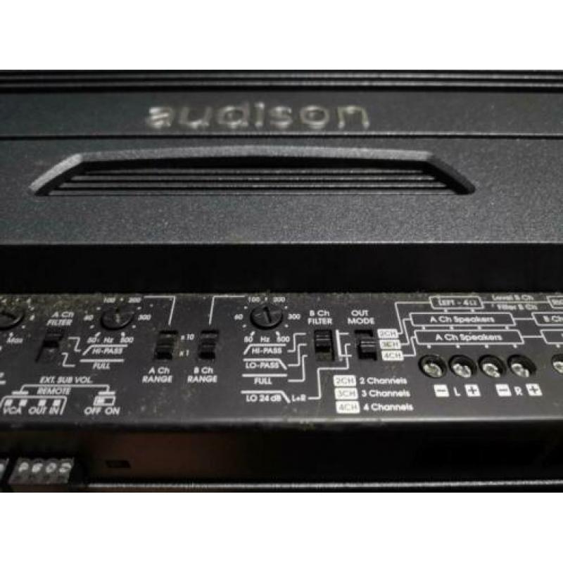 Audison SRx 4.1 360 Watt 4 kanaals versterker.