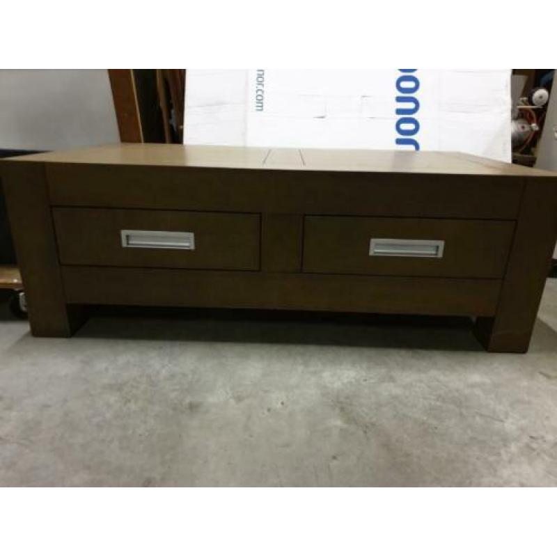 Mooie complete inboedel meubels;dressoir,tv meubel,eettafel