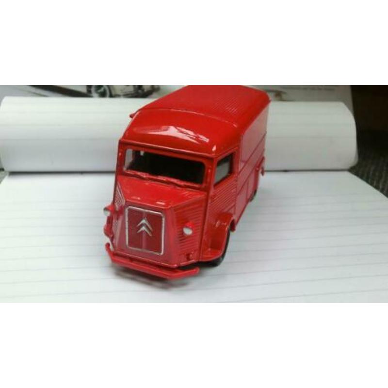 Welly Citroen HY 1:43