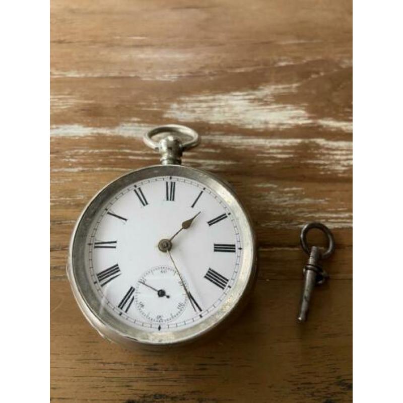 Silveram zakhorloge