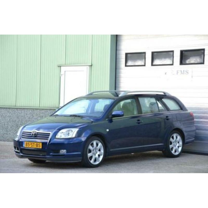 Toyota Avensis Wagon 2.0 VVTi Linea Luna BJ'06 Airco Trekhaa