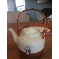 een Droste servies uit de 30er jaren.