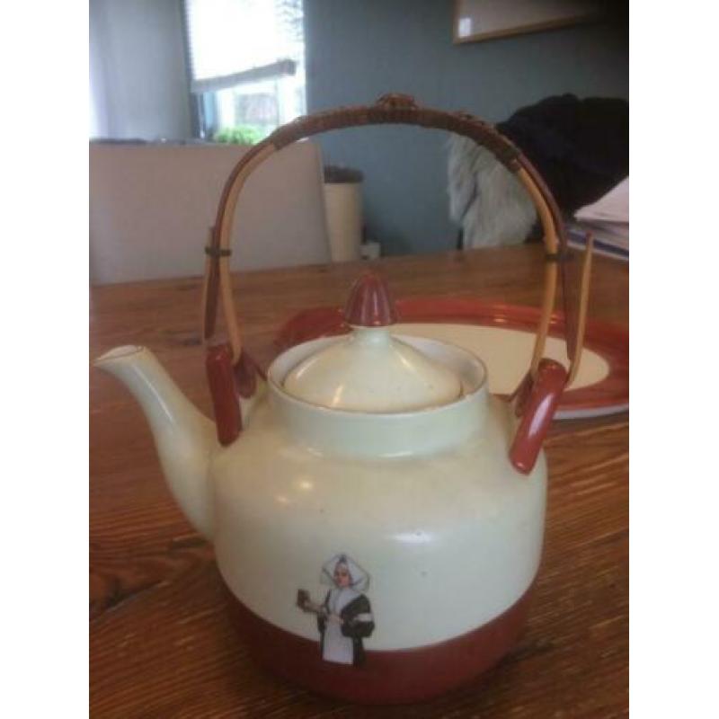 een Droste servies uit de 30er jaren.