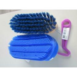Borstels hoevenkrabbel QHP blauw paars harde borstel