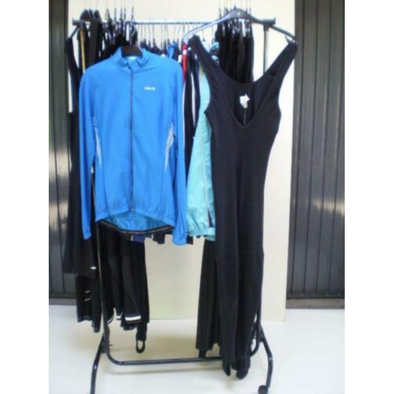 xxx 27-2 NIEUWE WIELERKLEDING NU VOOR MAAR 15 EURO PER STUK