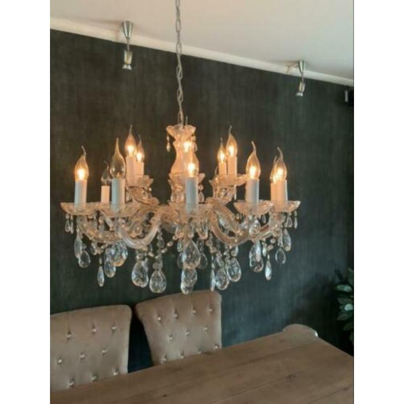 kroonluchter met 18 lampen zeer netjes