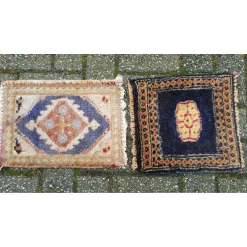 2 kleine Perzische tapijten