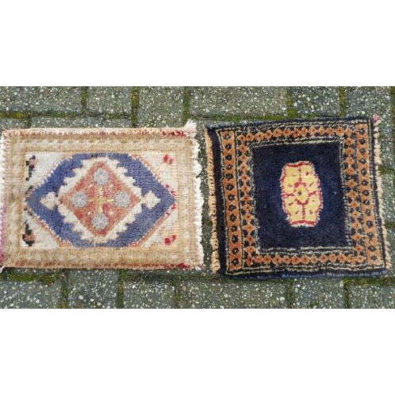 2 kleine Perzische tapijten