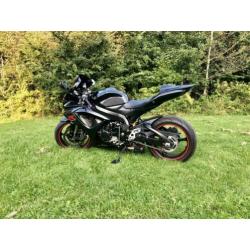 Strakke GSXR 600 met veel extra’s ( k6 k7 2006 2007 gsx r )