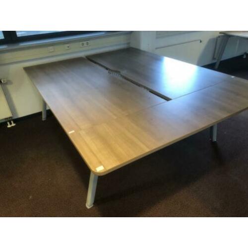 Bureau eiland #15