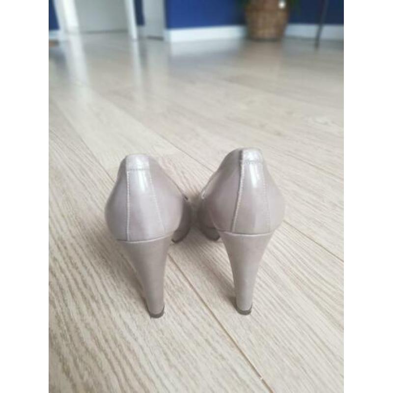 Pumps leer maat 37