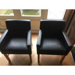 6 zwarte eetkamerstoelen