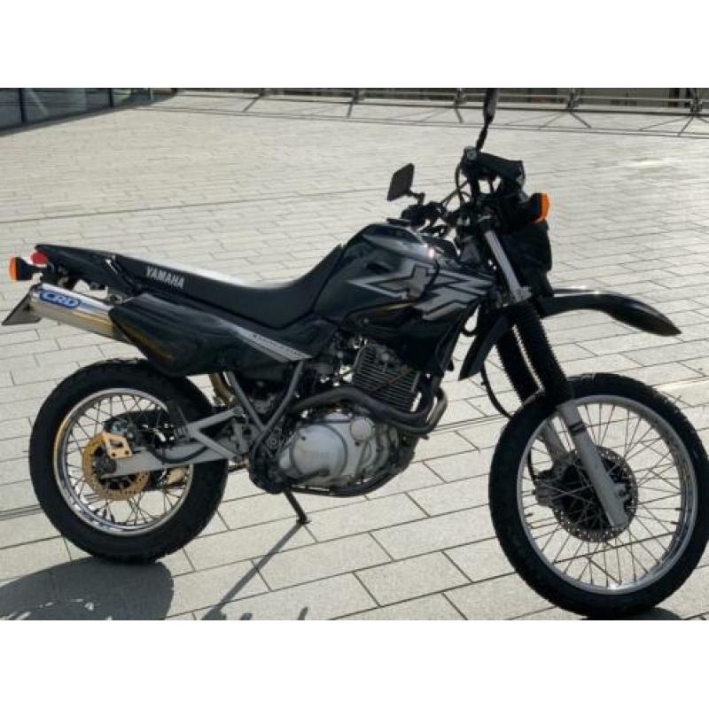 Mooie zwarte XT600E te koop met slechts 24.000 km