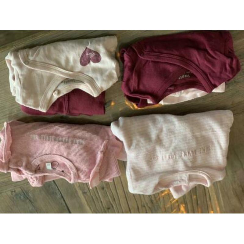 Baby kledingpakket 50/56 van alles wat.