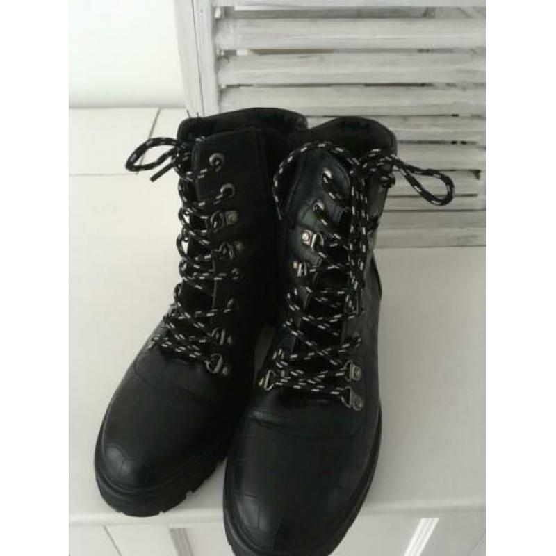 Stoere dames boots maat 39