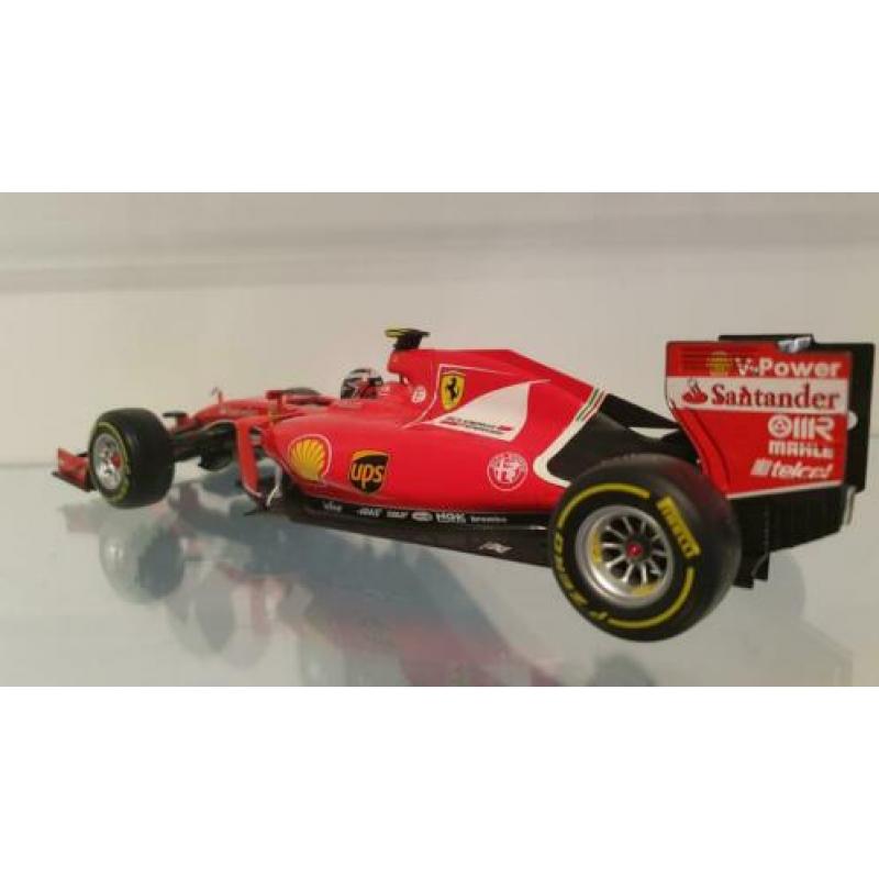 Ferrari F1 SF 15 Bburago Kimi Raikkonen 1:18
