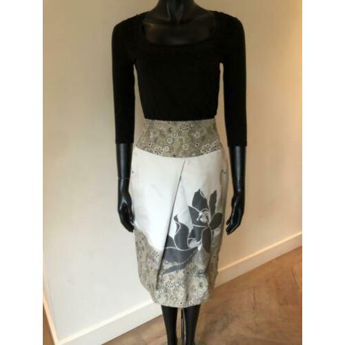 Emporio Armani rok zijde It 44 is mt 38