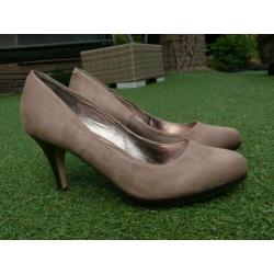 LA STRADA bruine pumps maat 39 als nieuw
