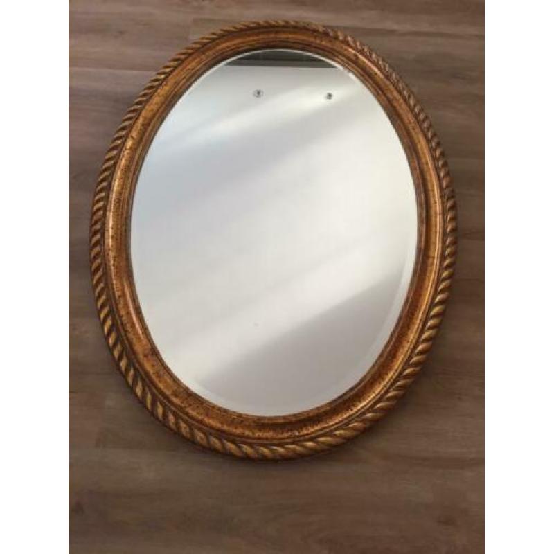 Spiegel brocante, vintage goudkleurige houten lijst