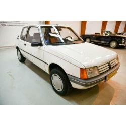 Peugeot 205 XR 1.6