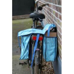 fietstas kitsch kitchen blauwwit geruit
