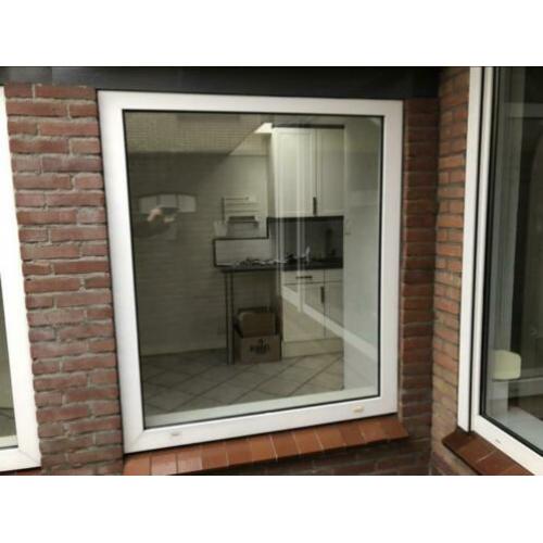 Kunststof raamkozijnen dubbelglas kozijn
