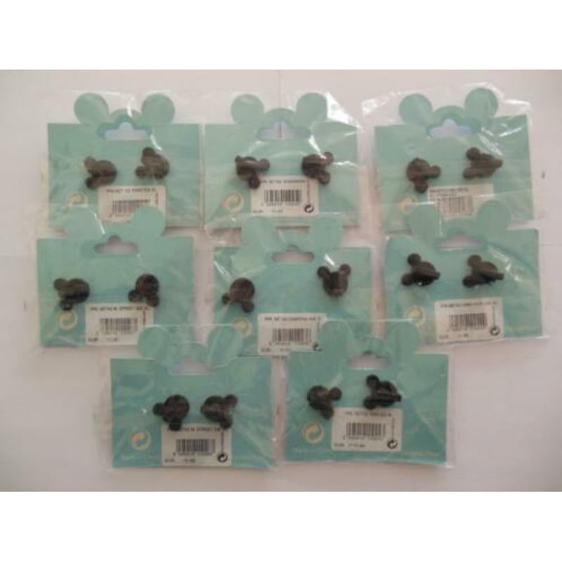 Disney pin set limited edition LE