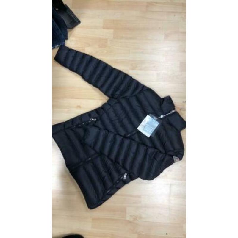 Moncler Dames Jas ook Heren✅