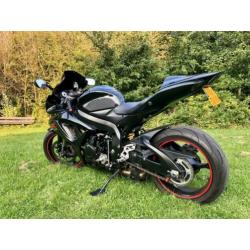 Strakke GSXR 600 met veel extra’s ( k6 k7 2006 2007 gsx r )