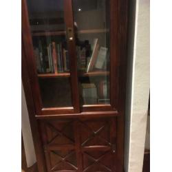 ZGAN Vitrine boeken kast !!!