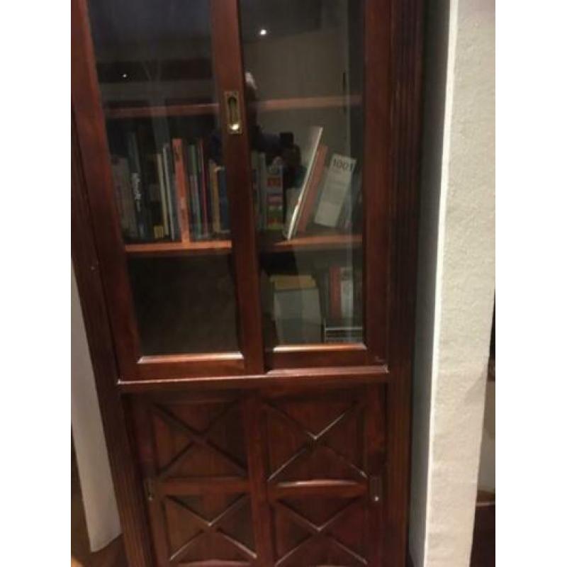ZGAN Vitrine boeken kast !!!