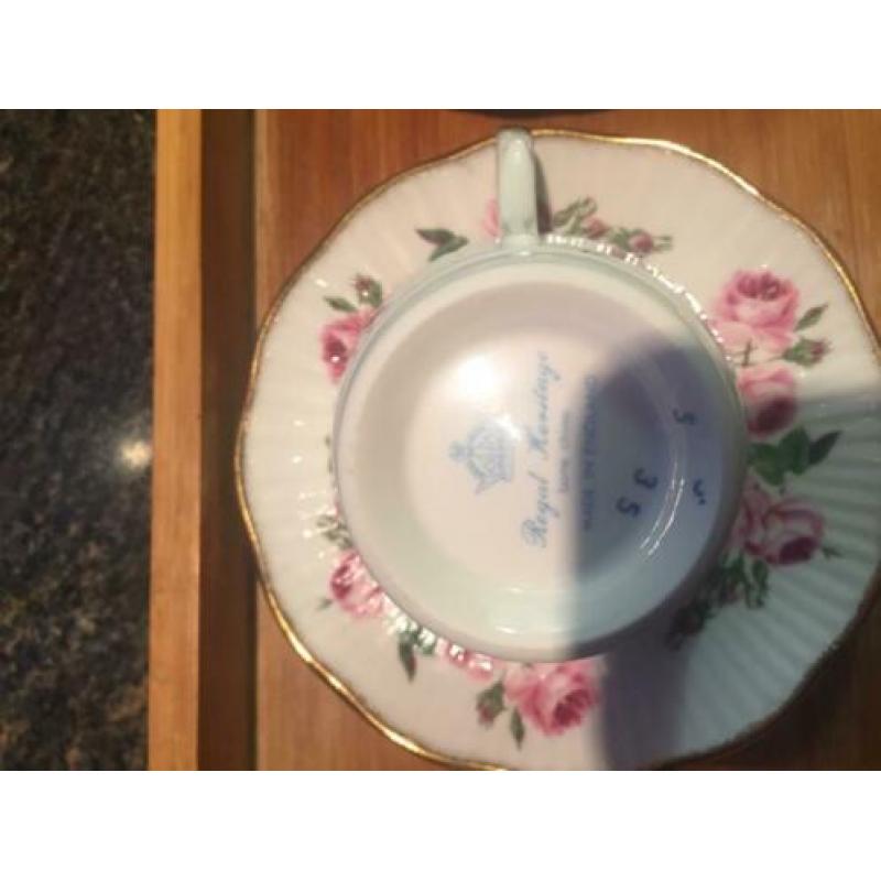 servies antiek kop en schotels