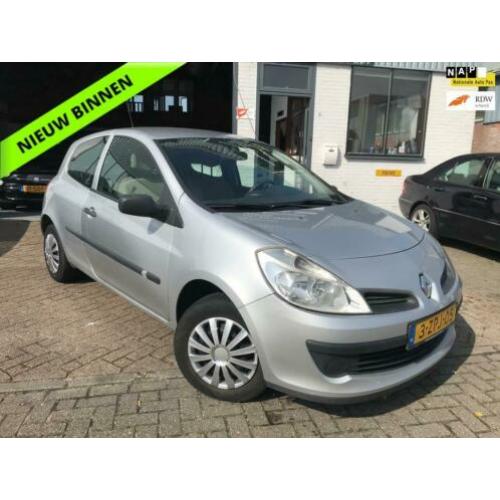 Renault Clio 1.2-16V Authentique Airco/ MFC/ El. Raam/ APK