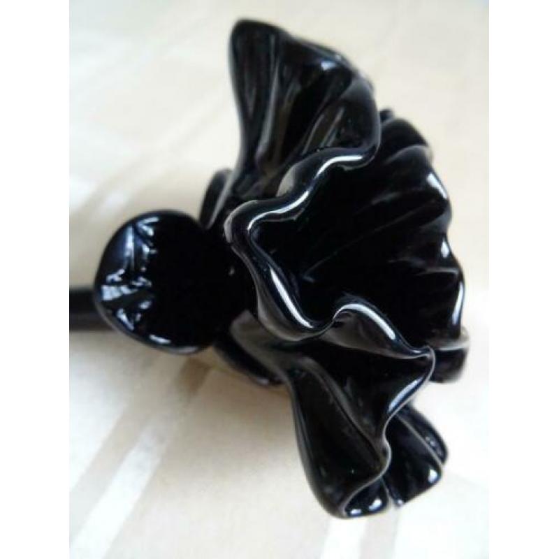 Zwarte glazen roos design glaskunst zwart glas roos bloem