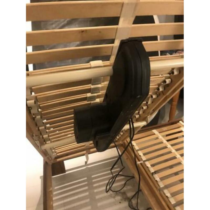 Bed 140x200 met electrische lattenbodems