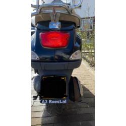 Vespa lx 50, met beschadigingen. Geel kenteken!