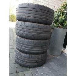 4x Dunlop Sport Maxx GT 245/45R18 ROF
