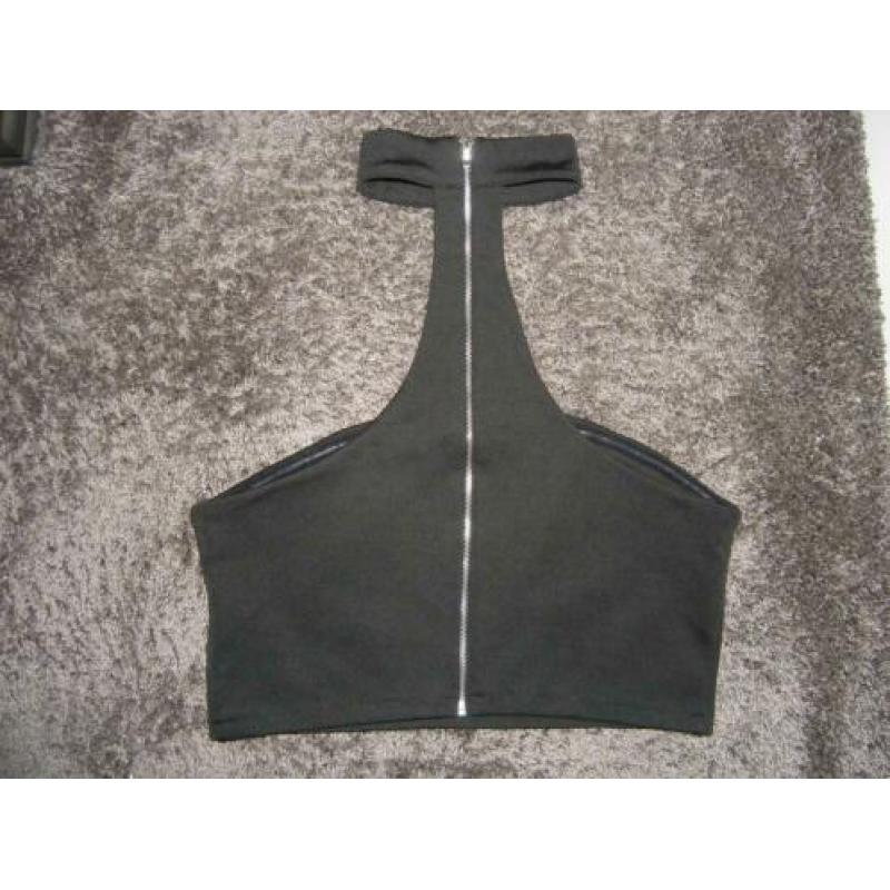 Korte strapless haltertop Eight maat M