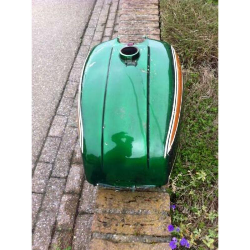 gt750 gt750j gt750k suzuki tank t500 gt550 t350 re5 x7 gt500