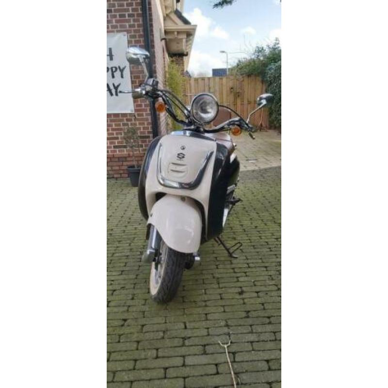 Fosti retro scooter (45km)