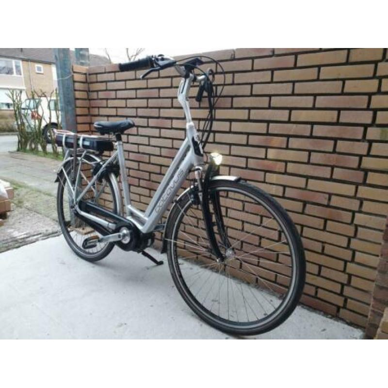 Elektrische Batavus Stream fiets met middenmotor