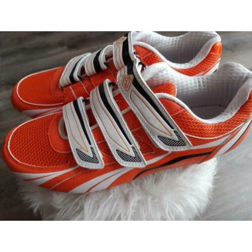 Nieuwe spinning schoenen mt. 45 (uk 11)