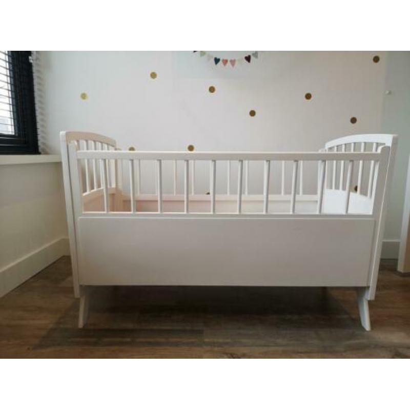 Babybedje retro
