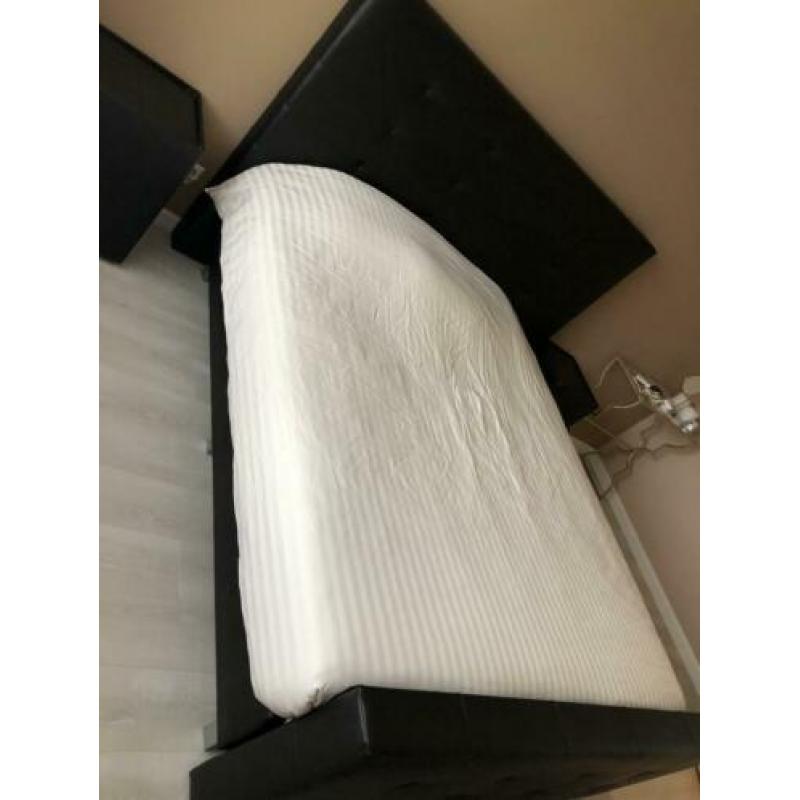 Boxspring leer 200x180