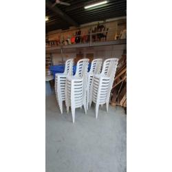Partij 40 terrasstoelen