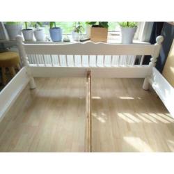 Bed ombouw 160 x 200 wit grenen spijltjes 2 persoons